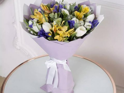 Подарочные букеты цветов